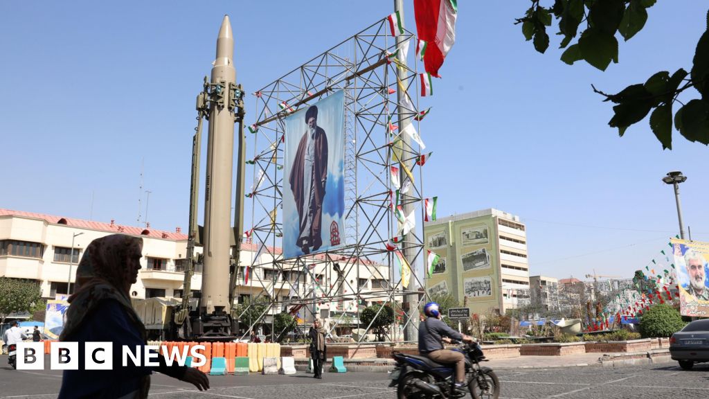 US says Iran is preparing missile attack on Israel