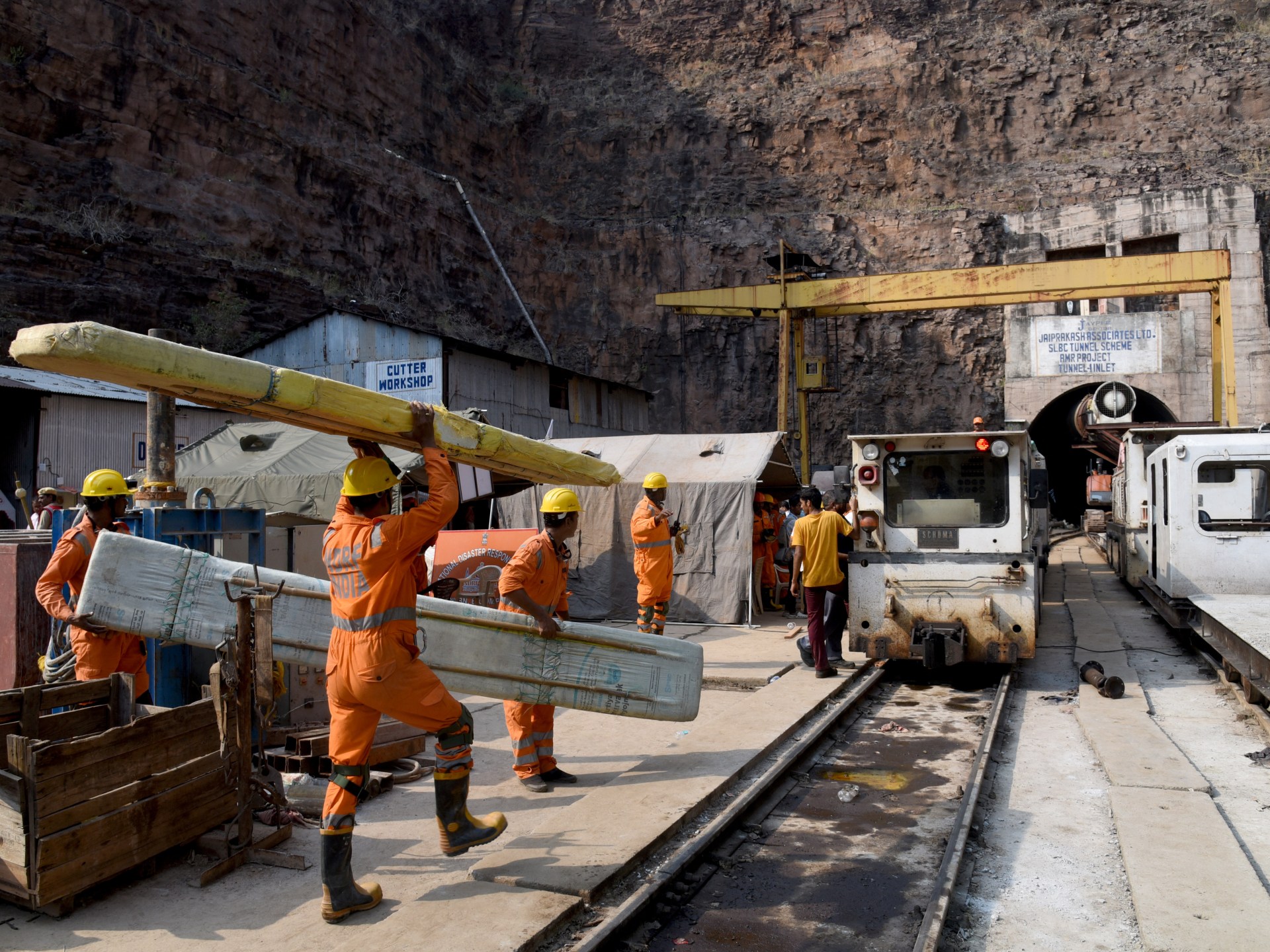 More rescuers join search for trapped workers in India’s tunnel collapse | News