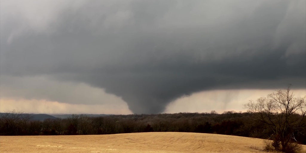 Absence of EF5 tornadoes maybe because of damage assessments, not weather patterns