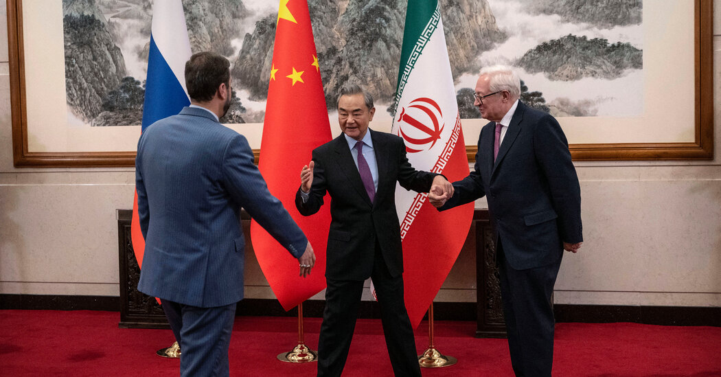 China Backs Iran in Nuclear Talks, Slams ‘Threat of Force’ From the West