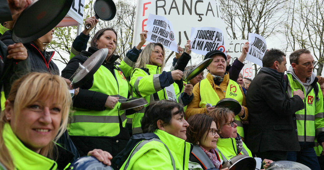 France Bans PFAS in Many Products, but Not Cookware