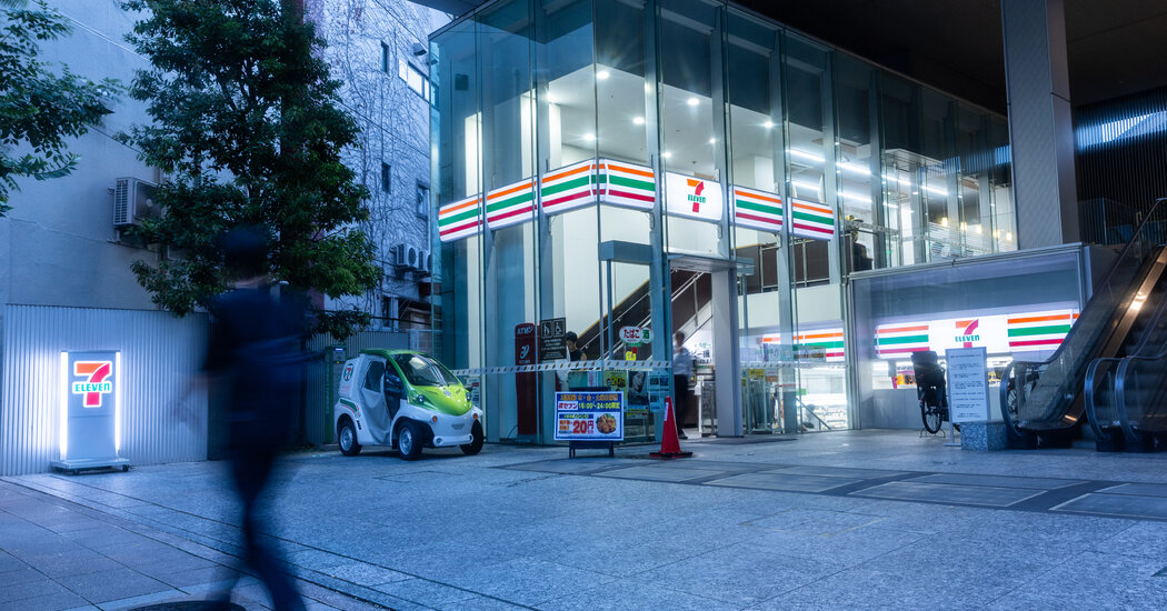 7-Eleven Taps American Executive to Help Keep It Out of Canadian Hands