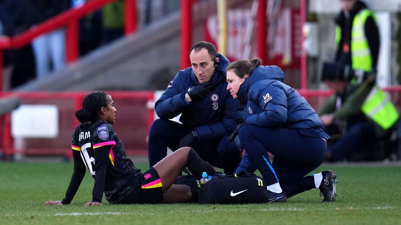 Naomi Girma injured in Chelsea debut after record transfer