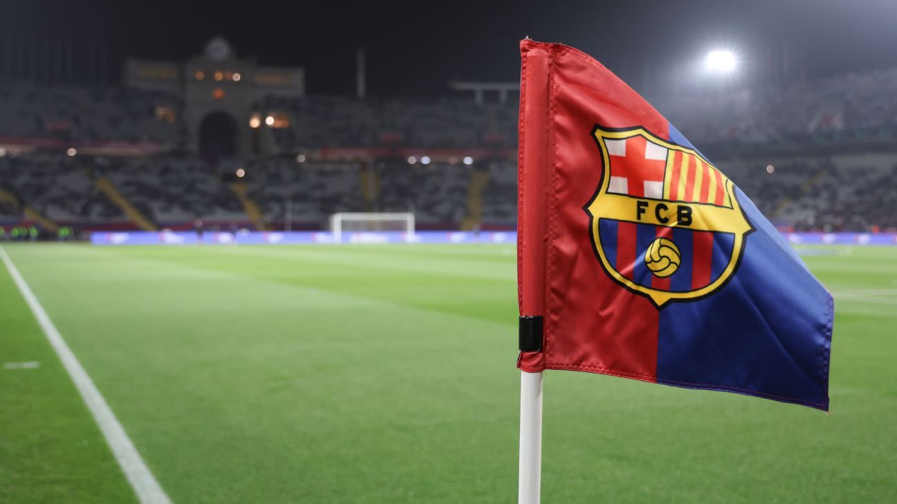 Barcelona to honor team doctor at UCL match vs. Benfica