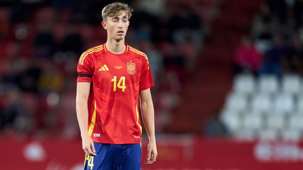 Transfer rumors, news: Real Madrid eye teen defender Huijsen