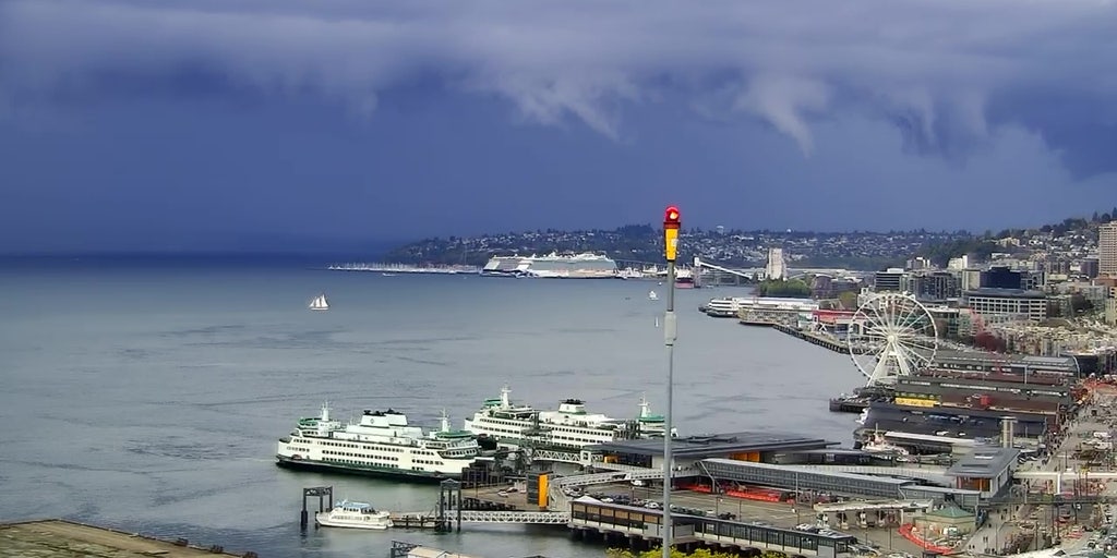 Seattle, Portland face rare severe thunderstorm threat with tornado, large hail risk