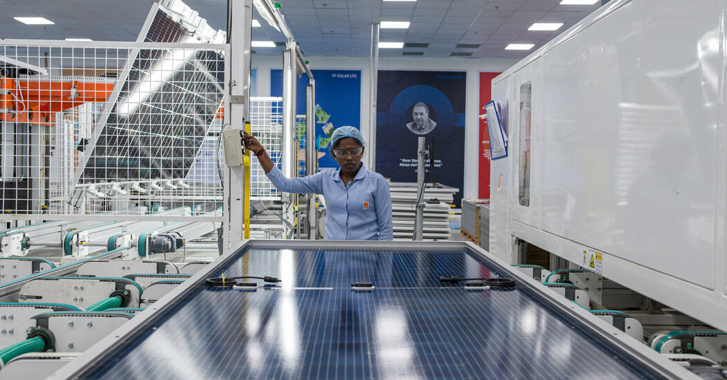 India Sees a Future Making Solar Panels for Itself, and Maybe the World