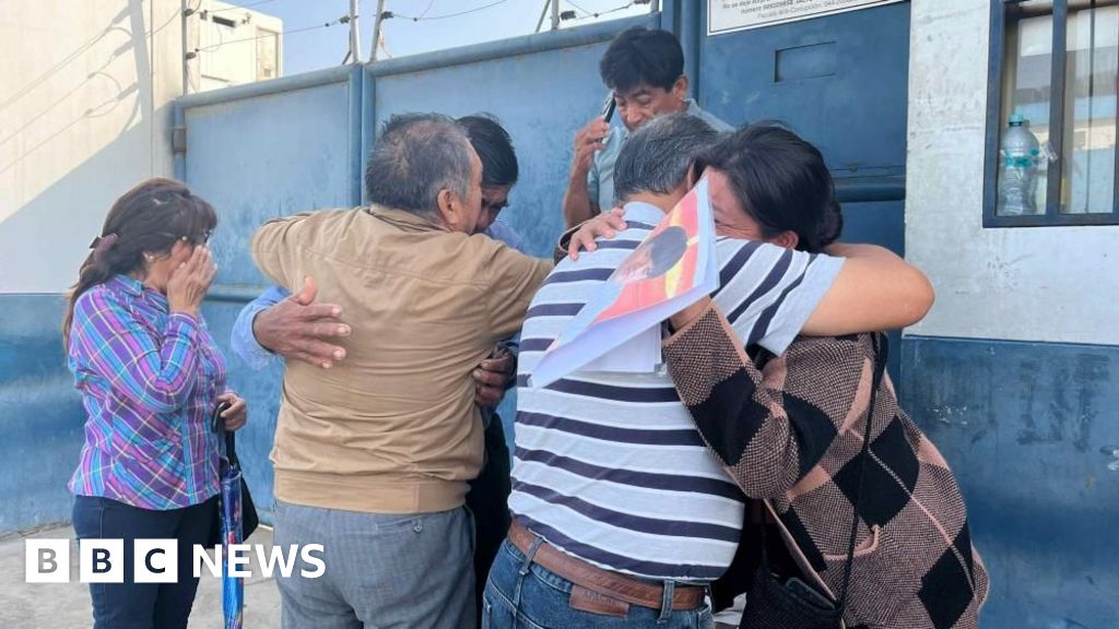 Curfew in Peru province after 13 mine workers killed