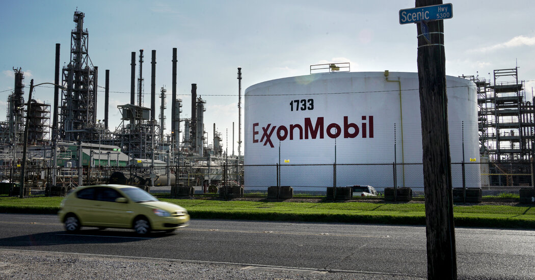 Man Accused of Hacking Climate Groups Can Be Sent to U.S., Judge Says