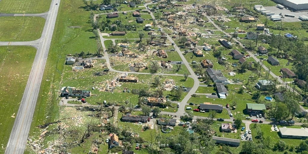 Kentucky tornadoes: Nearly 2 dozen dead as severe weather outbreak tears across Ohio Valley
