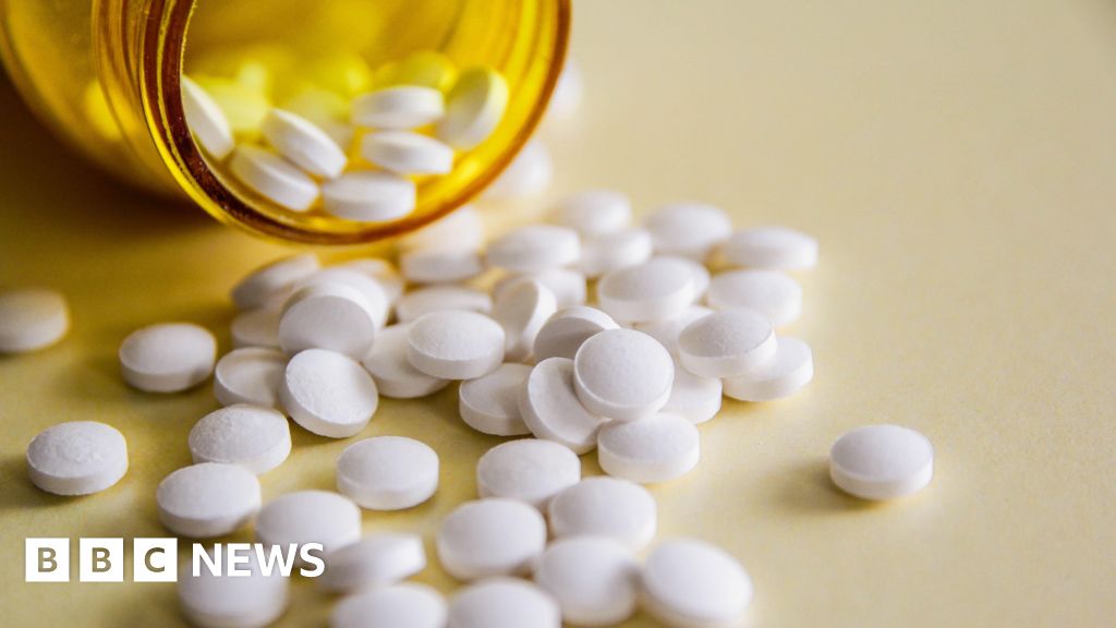 Second take-at-home pill for endometriosis approved for NHS use