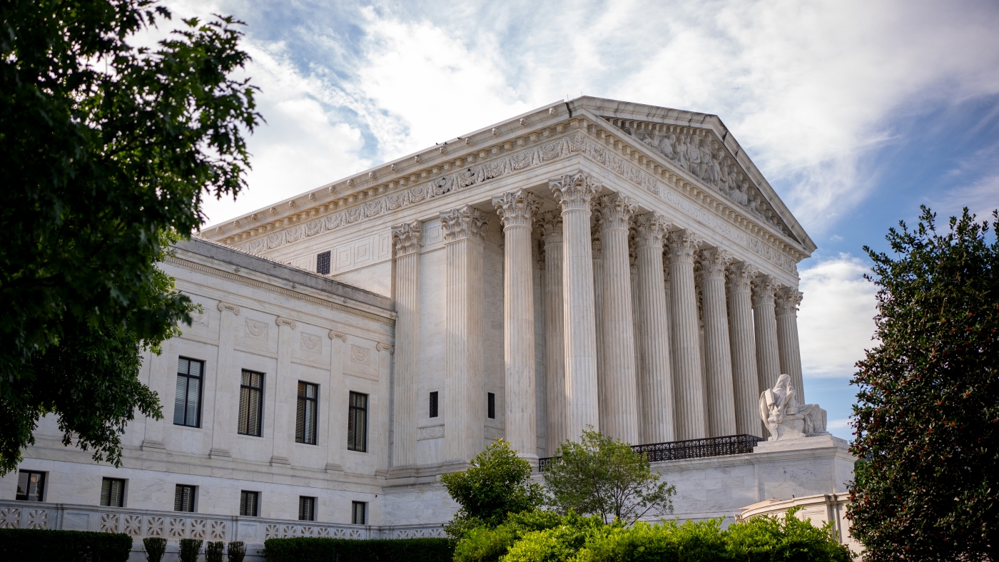 Supreme Court justices appear divided in birthright citizenship arguments : NPR