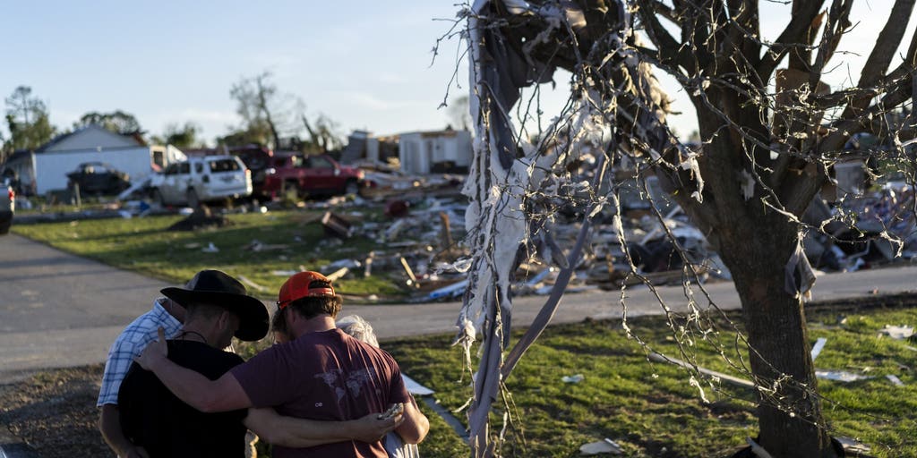Recovery efforts underway in Kentucky, Missouri after deadly tornado outbreak