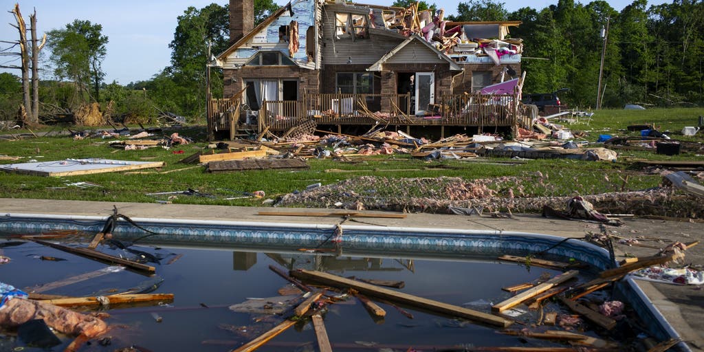 Today’s top weather news: Heartland communities decimated by tornadoes face renewed storm risk