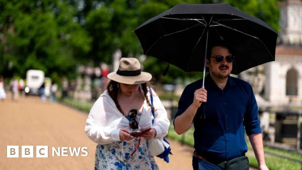 Temperatures to soar above 30C as heatwave expected