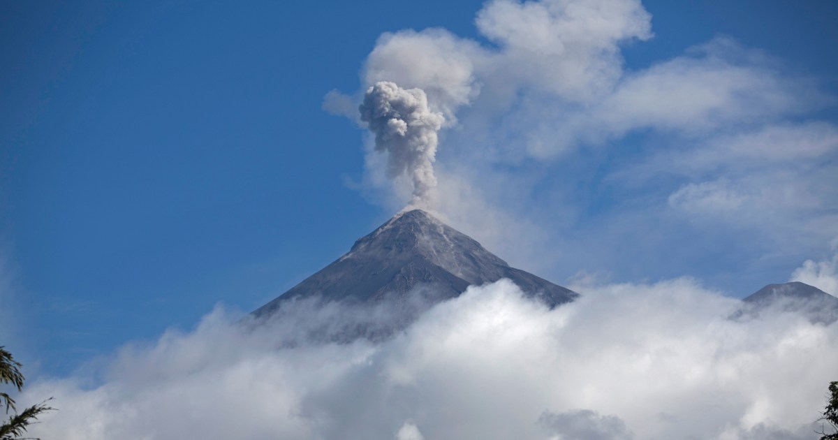 Guatemala’s ‘Volcano of Fire’ sends ash, lava flowing as hundreds flee | Volcanoes News