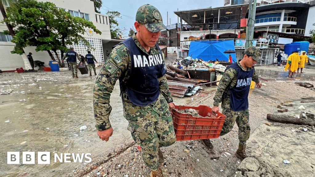 Mexico begins clean-up after hurricane Erick hits southern coast