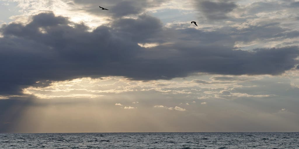 Near-drowning incident at Fort Lauderdale Beach leaves 3 people hospitalized