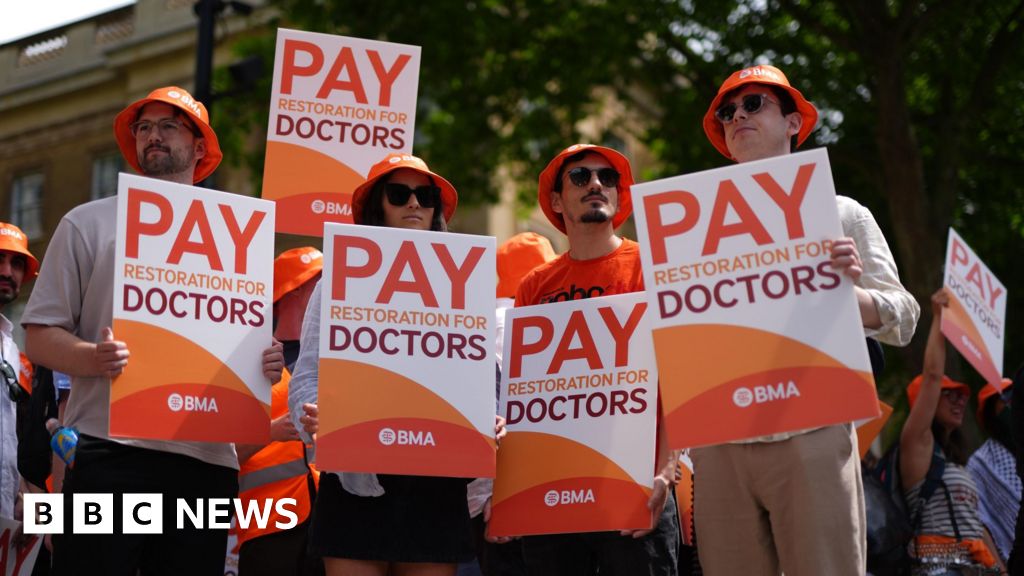 Resident doctor strike will harm patients, NHS boss warns