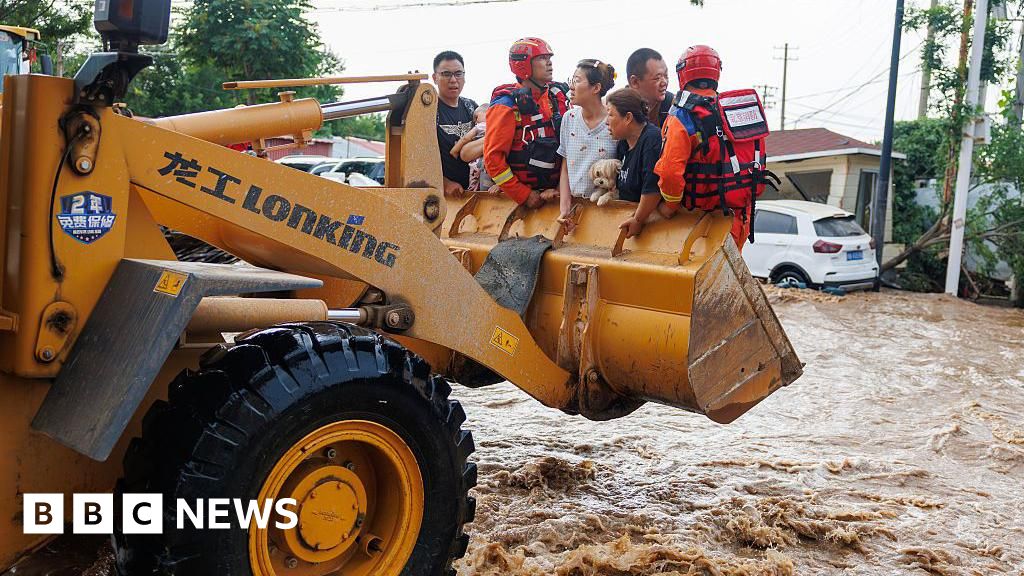 30 killed as China sees summer of extreme weather