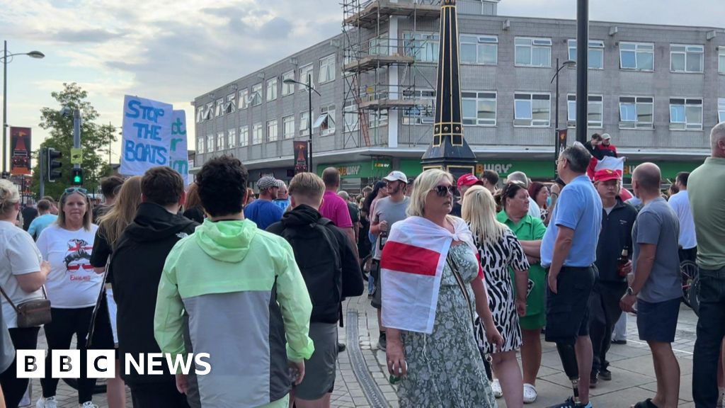 Protests in Waterlooville against new homes for asylum seekers