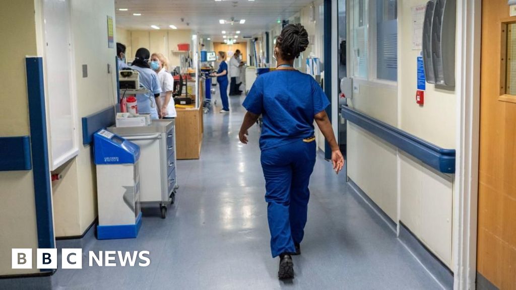 NHS strike days plan puts patients at risk, says BMA