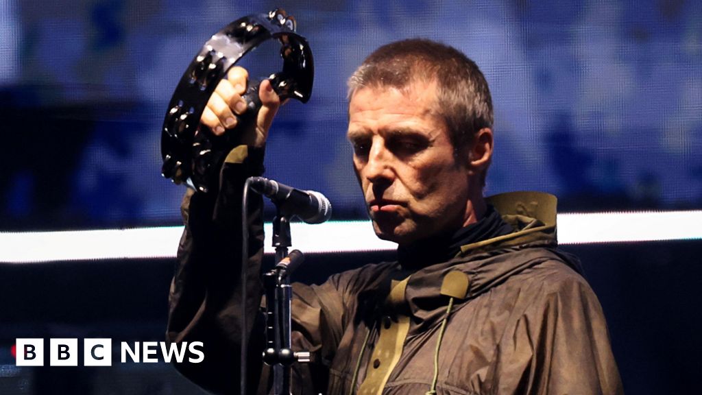 Oasis fans miss reunion gig after fake Cardiff ticket sales