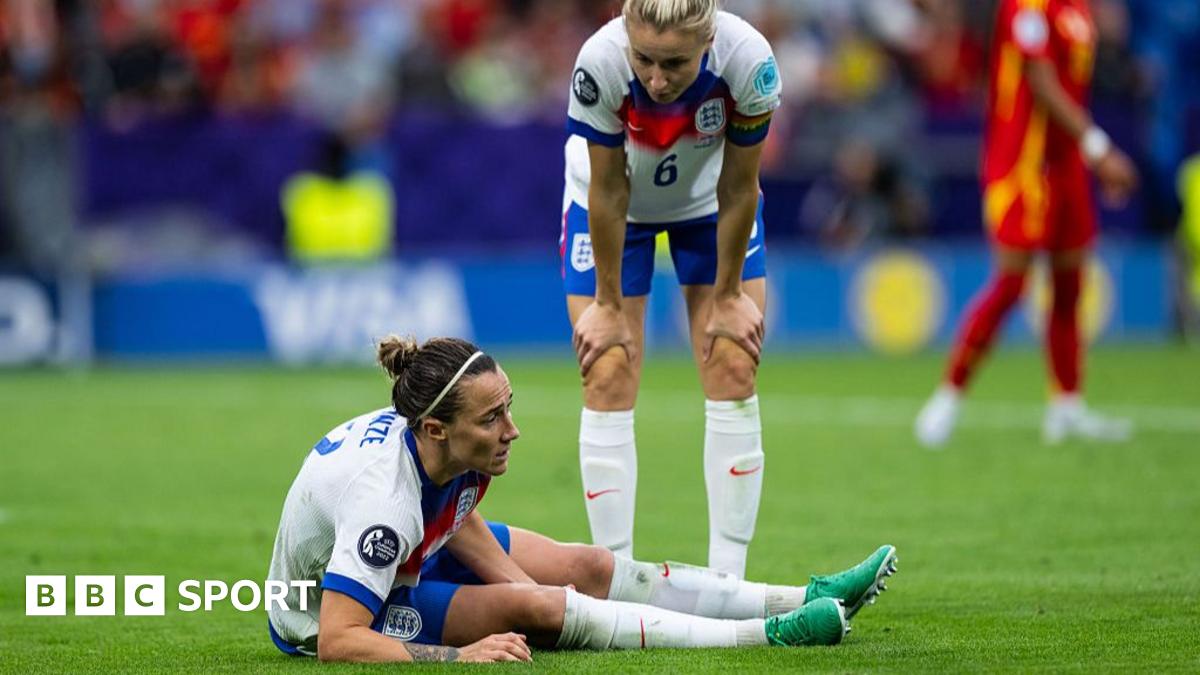 Lucy Bronze: How did England’s Euro 2025 winner play with a fractured leg?
