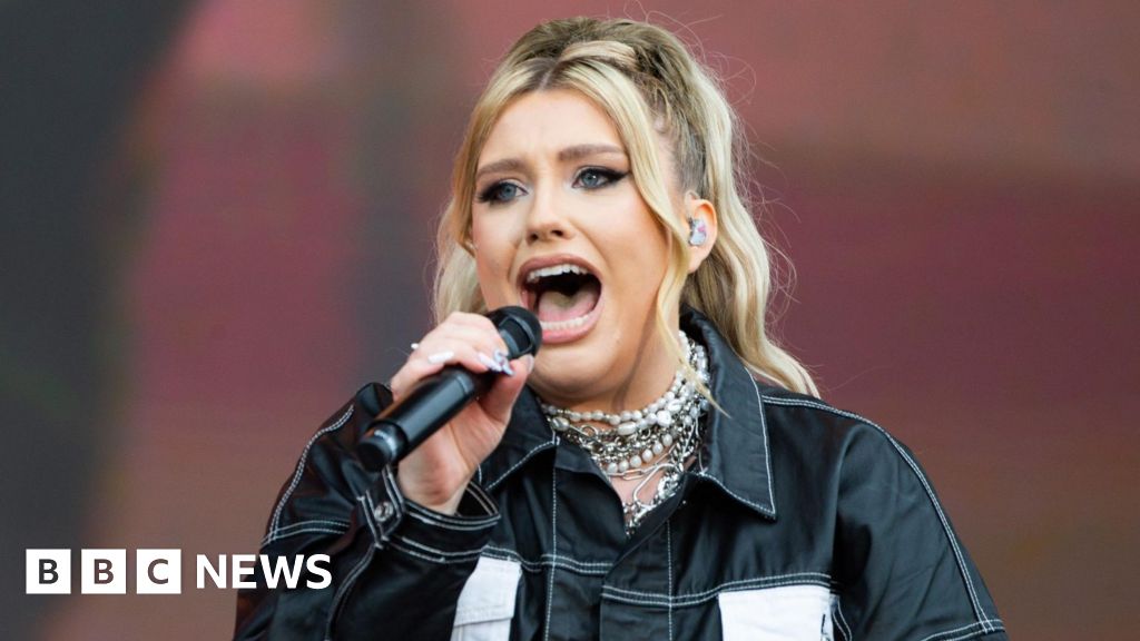 Pop star Ella Henderson reveals endometriosis diagnosis