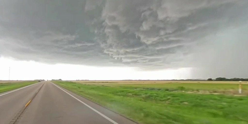 Today’s top weather news: Tropical moisture drives weekend flood threat across Central U.S.