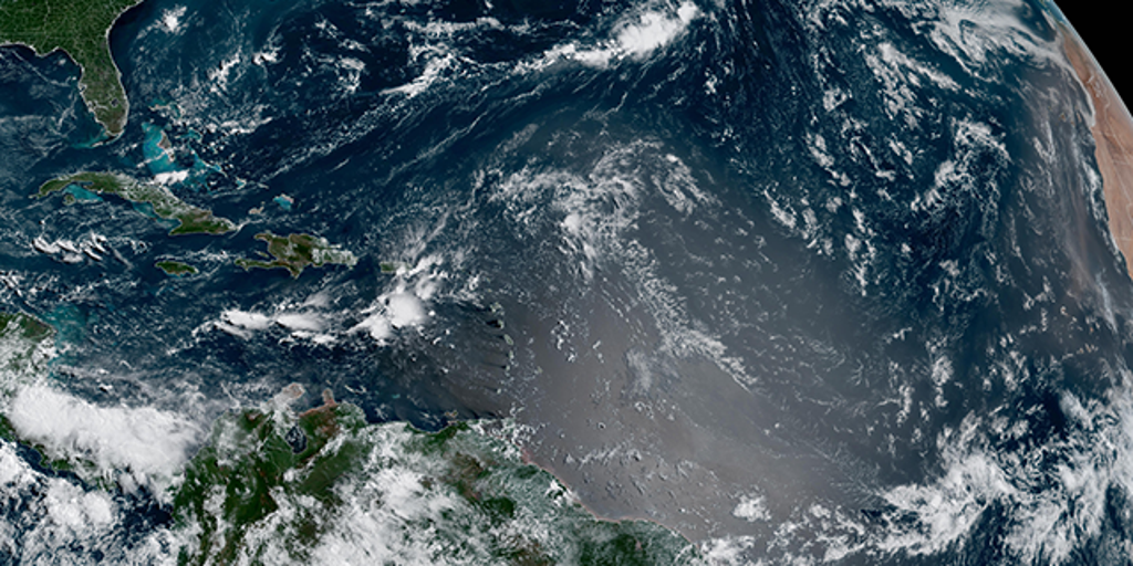 Today’s top weather news: Uptick in Atlantic tropics looms as potential derecho threatens Plains