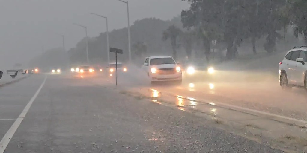 Tropical moisture to linger over Gulf Coast maintaining flood threat