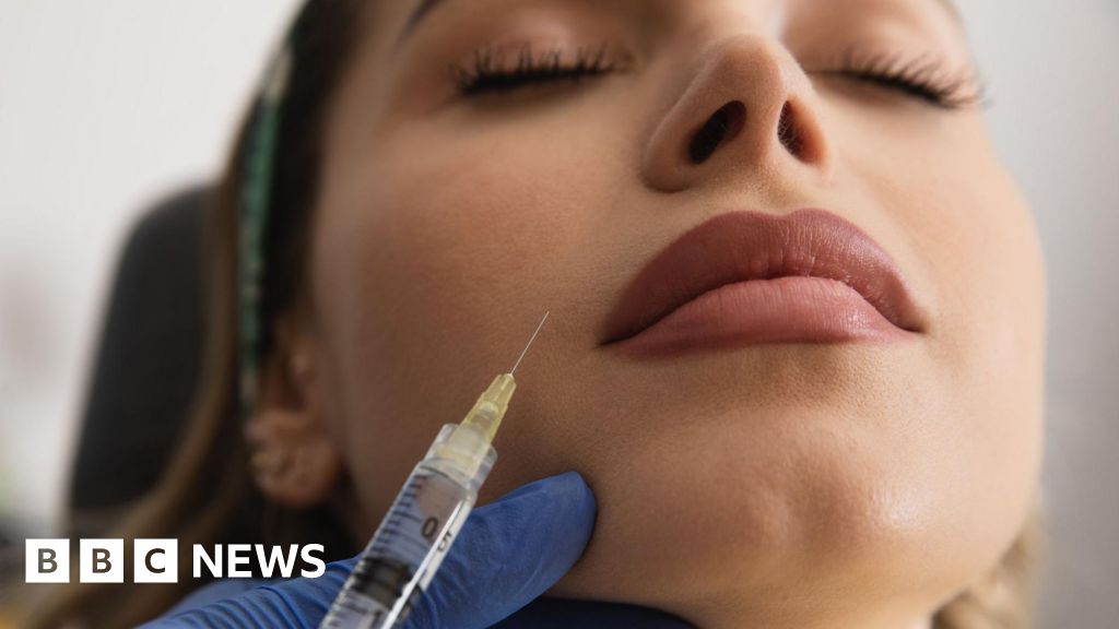 Clinics to need licences for Botox fillers in cosmetics crackdown