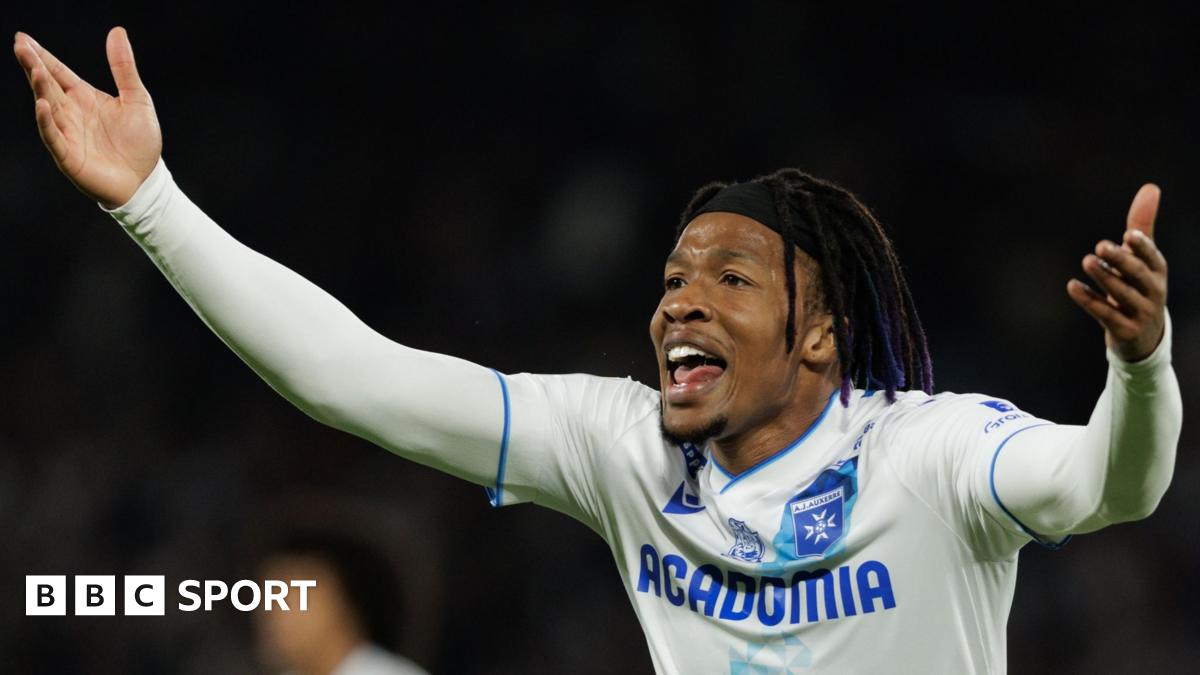 Gabriel Osho: Cardiff City sign former Luton Town defender from Auxerre