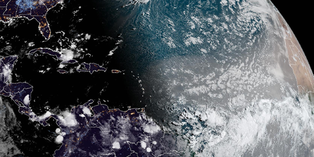 Today’s top weather news: Southeast coast monitored for tropical development as downpours persist