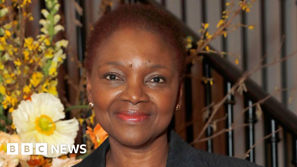 Maternity review chair chosen, but family concerns remain