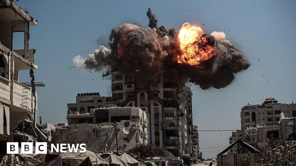 Israel launches major ground offensive on Gaza City, forcing thousands more to flee