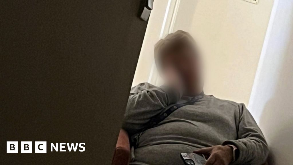 Staff photographed sleeping at ‘unsafe’ York eating disorder unit