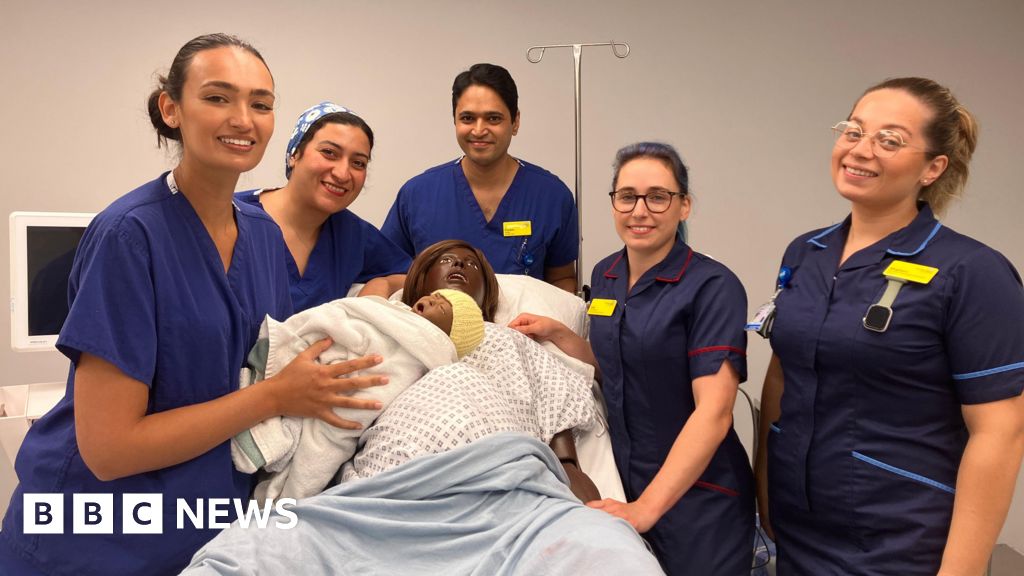 Birmingham lab ‘revolutionising’ maternity training, says NHS