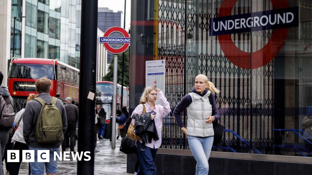 London Tube strike union boss calls for meeting with Sadiq Khan
