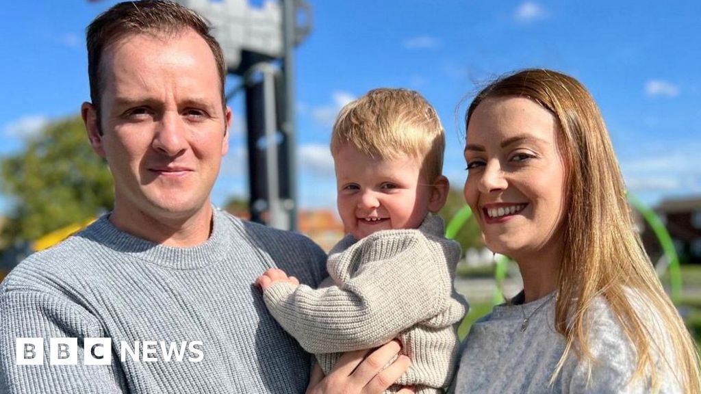 Mum describes period pain agony before endometriosis diagnosis