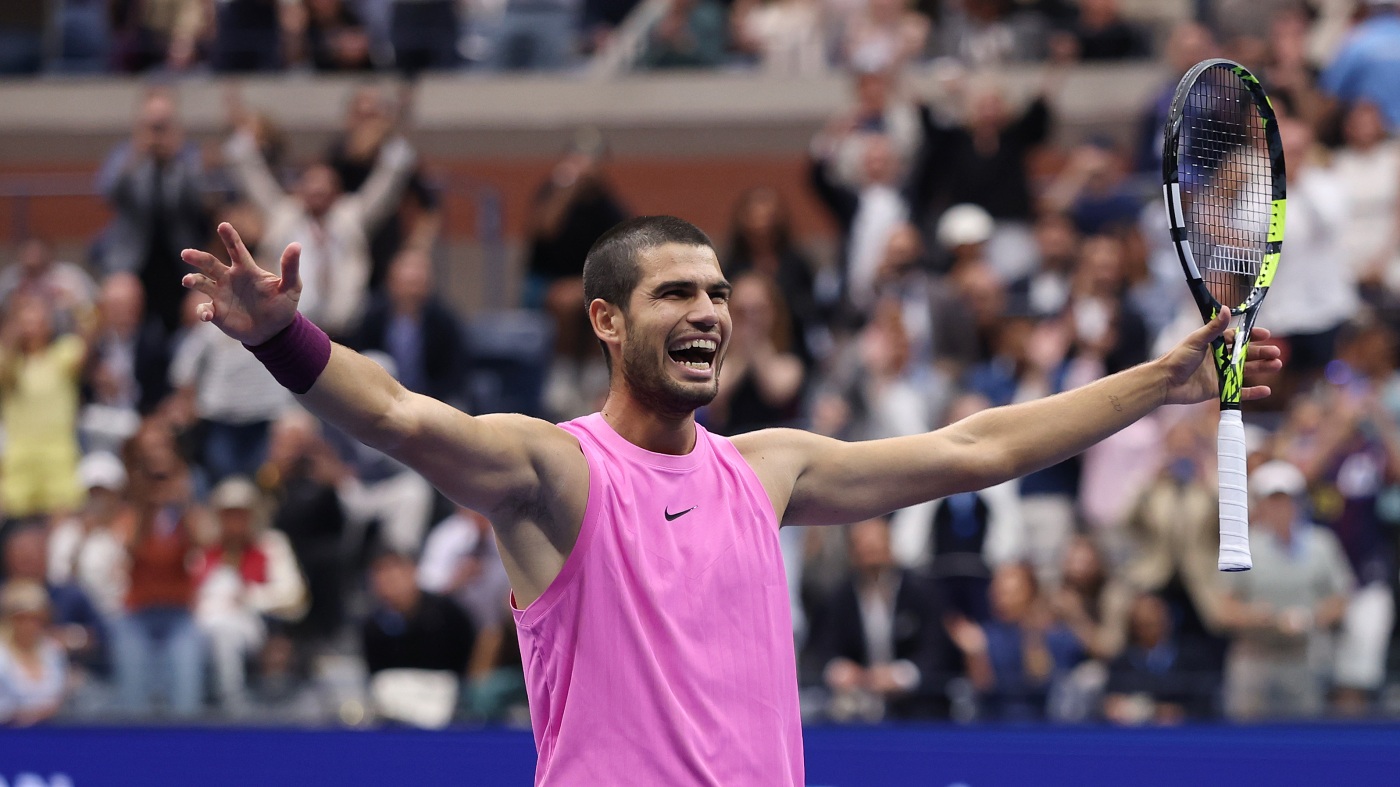 Carlos Alcaraz wins his 2nd U.S. Open at match delayed by Trump’s attendance : NPR