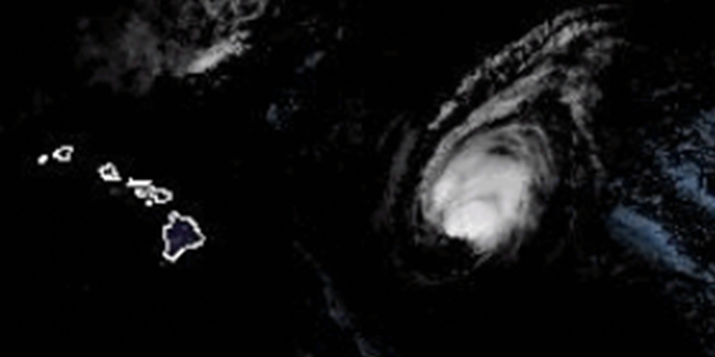 Hawaii braces for large waves, life-threatening rip currents from Hurricane Kiko