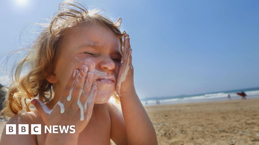 Australia sunscreen scandal grows as more products pulled off shelves