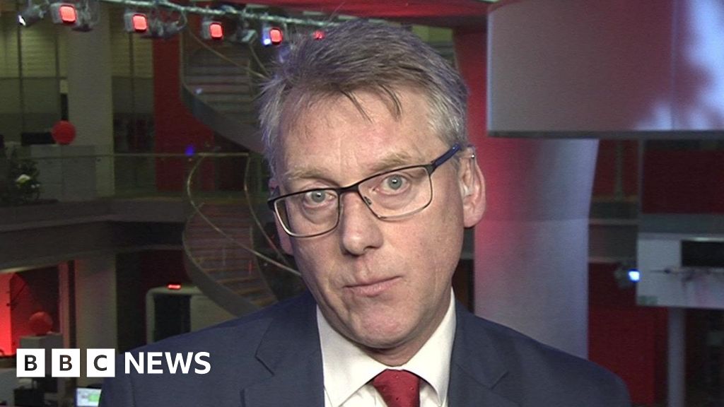 CQC chief resigns over maternity failings