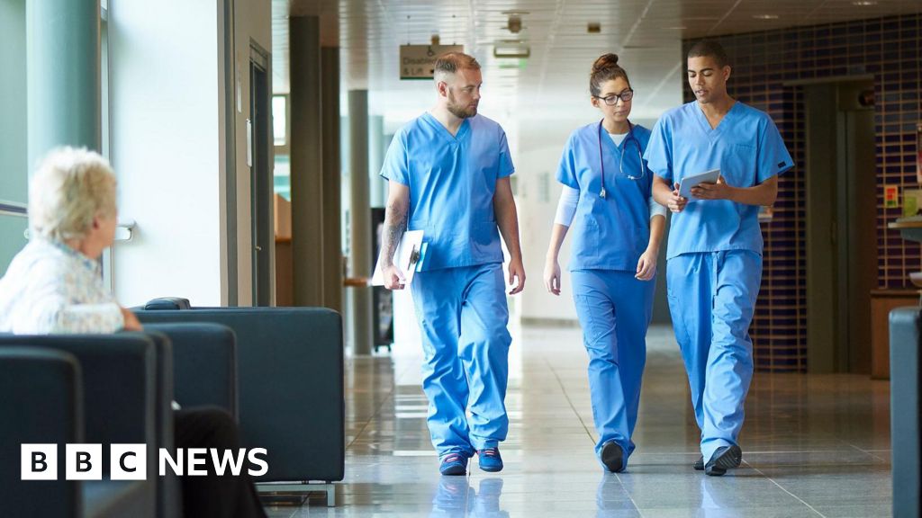 Resident doctors in Scotland begin ballot for strike action