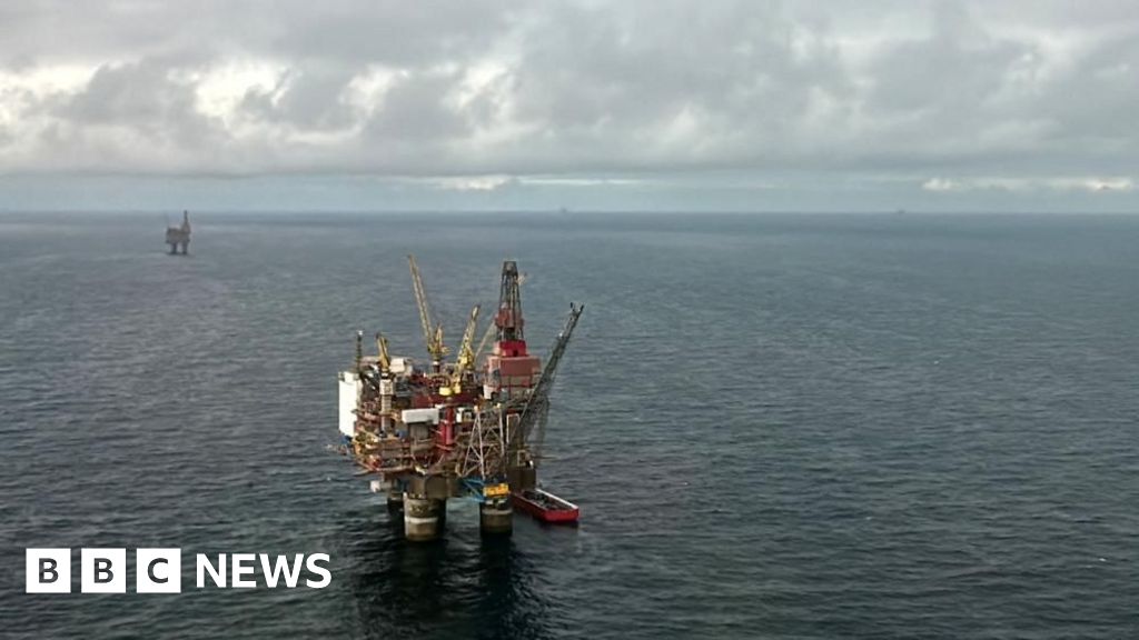 More North Sea exploration to be allowed in new Labour plan