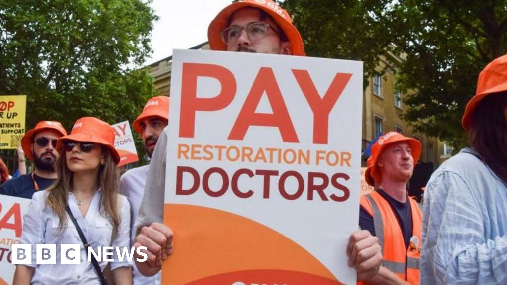 Doctors’ union acting like cartel and opposing taxes