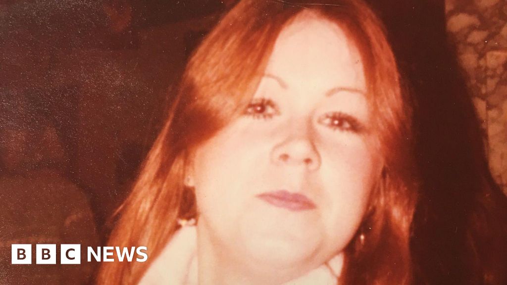 Woman says minister sexually assaulted her