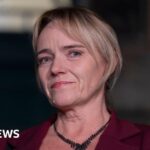 Masks to be worn as flu hits Berkshire and Surrey hospitals